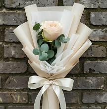 Букет цветов из:  Розы в Полярных Зорях