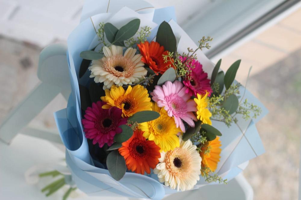 Букет цветов из: Герберы в Полярных Зорях