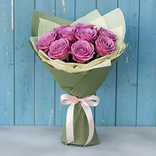 Букет Розы Фёрст Леди в Полярных Зорях