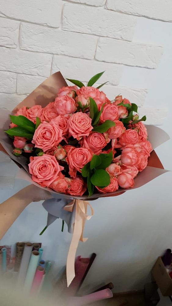 Букет цветов из: Розы в Полярных Зорях