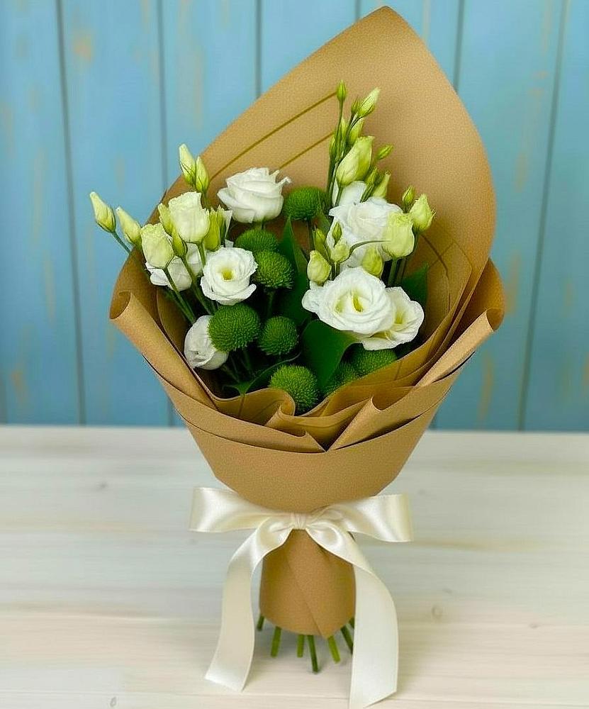 Букет цветов из: Хризантемы и Лизиантусы в Полярных Зорях