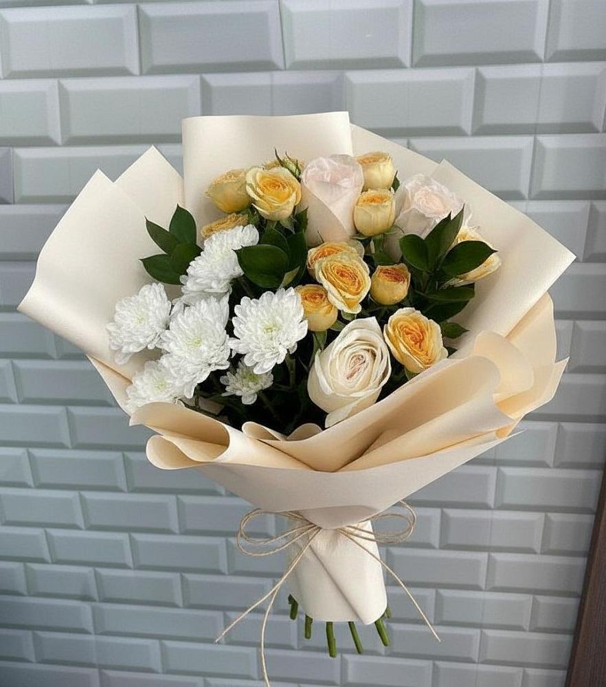 Букет цветов из: Розы и Хризантемы в Полярных Зорях