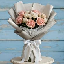 Букет цветов из:  Розы в Полярных Зорях