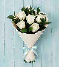 Букет цветов из:  Розы в Полярных Зорях