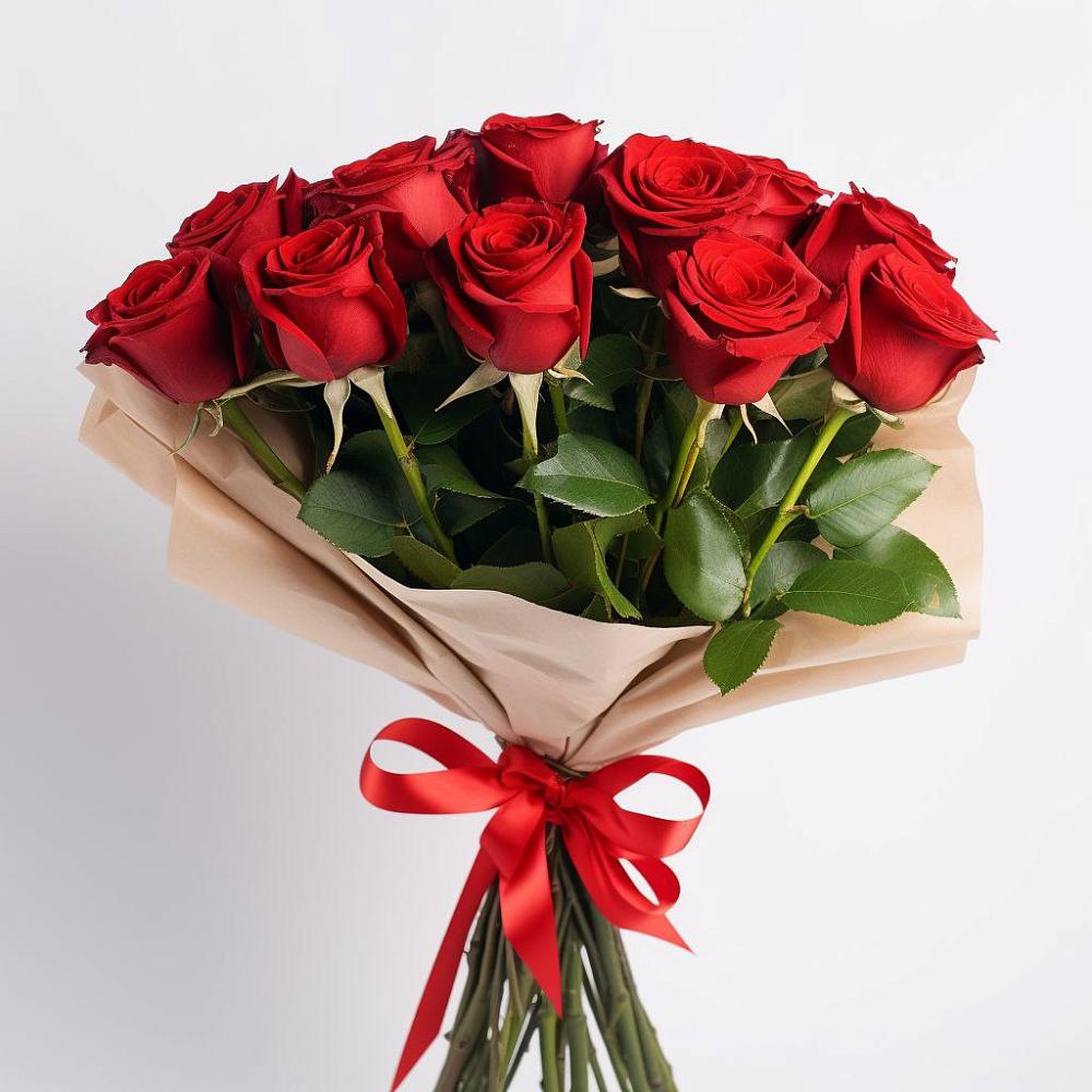 Букет 11 Красных роз Эдлесс Лав в Полярных Зорях
